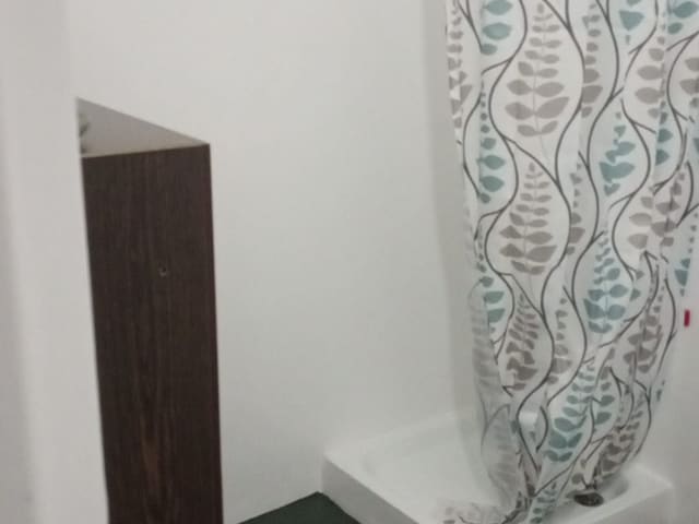Bagno con doccia